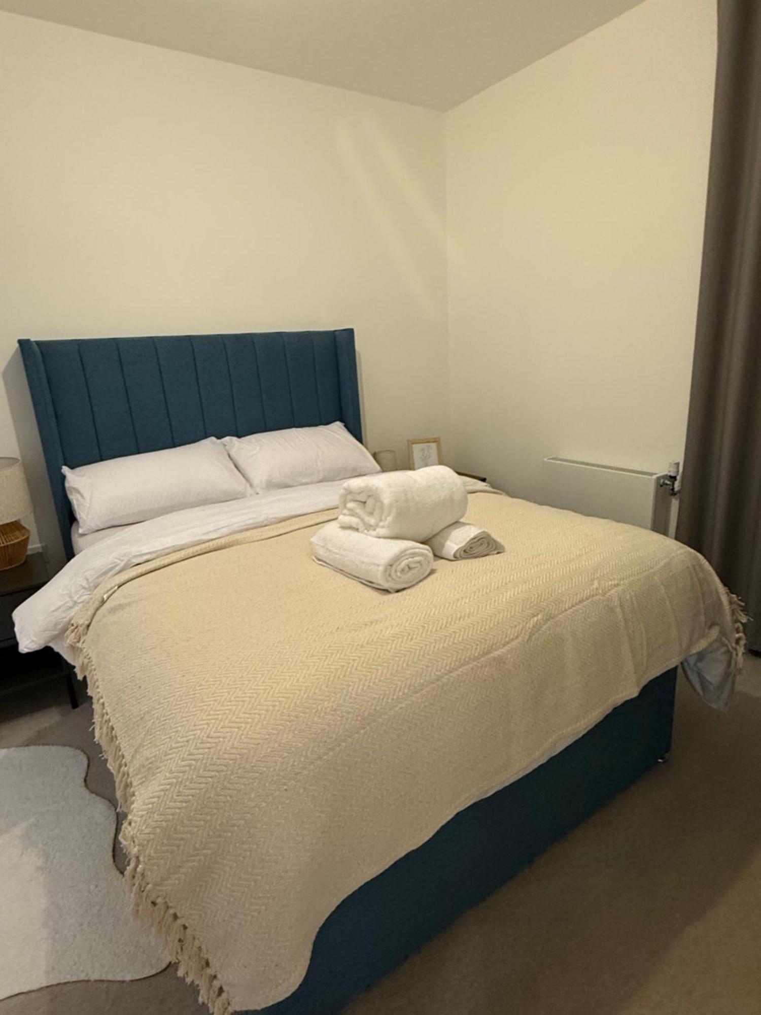 Wealth Luxury 2 Bedroom Double En-suite * Londra